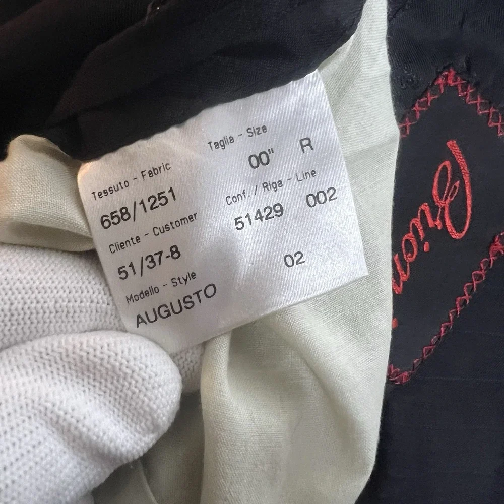 Brioni Augusto Wool Silk 2 Button Blazer size 00R James Bond 007 Black Navy Stri